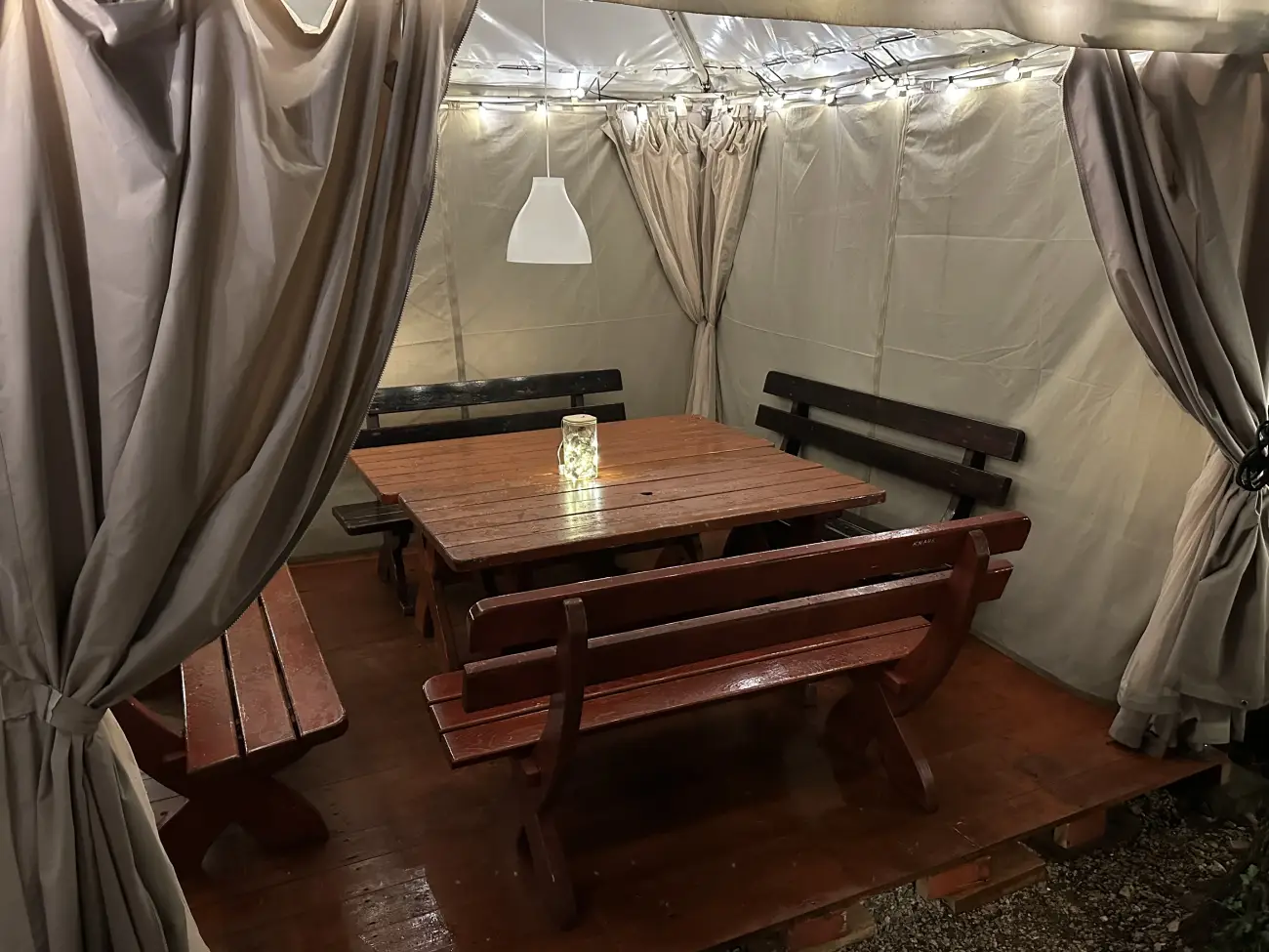 Wakcje w Chorwacji, kemping - przyczepa kempingowa do wynajęcia